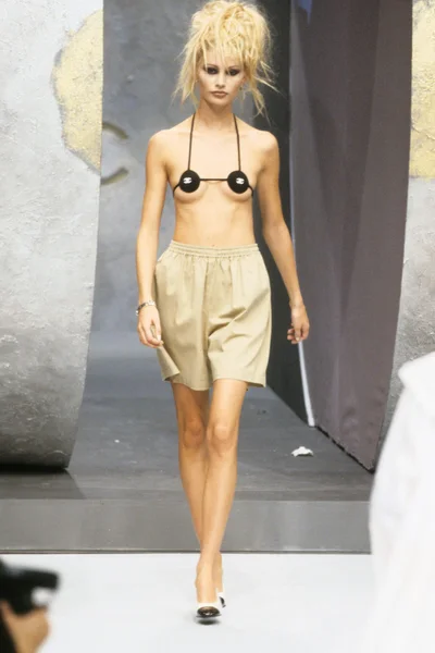 Look 98